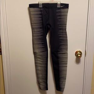 Nike reflective running leggings